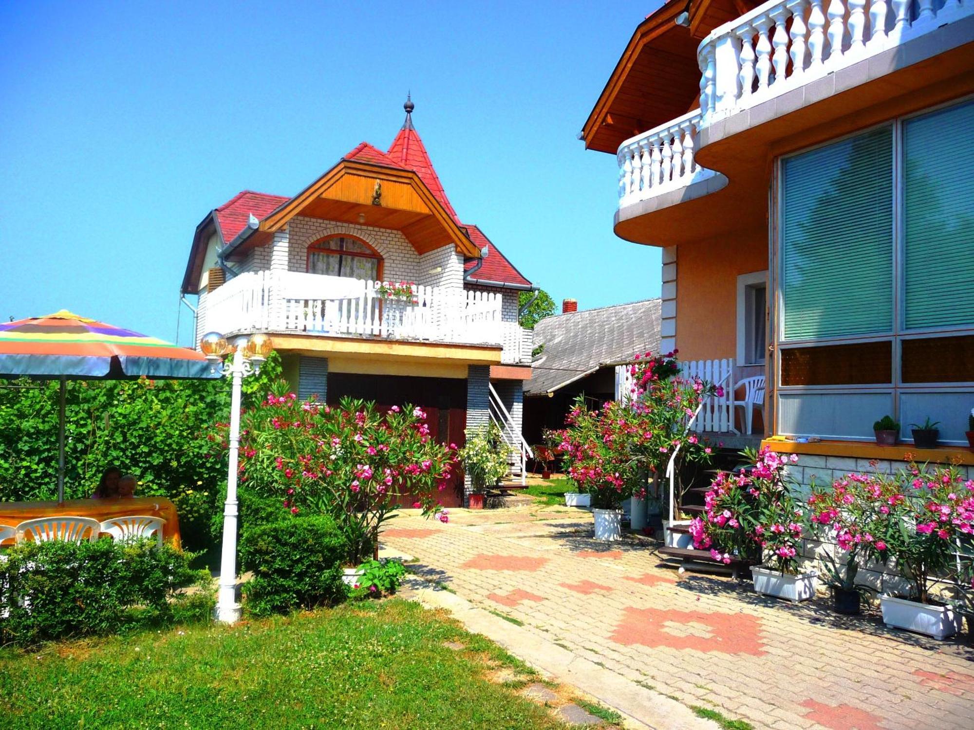 Joker Villa Apartmanhaus Хевиз Экстерьер фото
