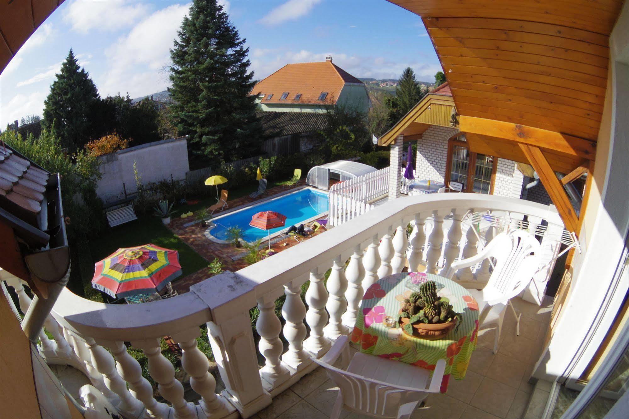 Joker Villa Apartmanhaus Хевиз Экстерьер фото